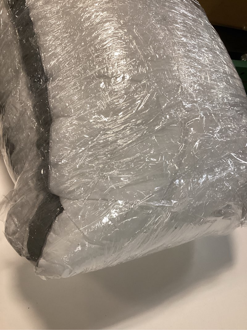 https://lotting-media.assets.bidfta.com/lotting_511f6405-b5b4-4fbc-ad5e-78eb70f8bfcc
