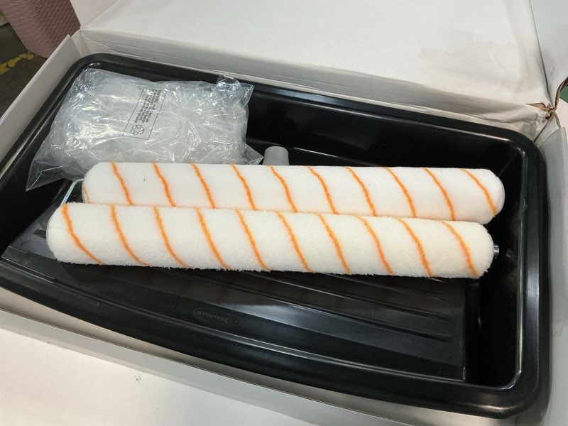 Condition photo showing Good Condition for ROLLINGDOG 18 Inch Paint Roller - 18" Paint Roller Kit,Paint Tray Kit with 2pcs Tray Liners