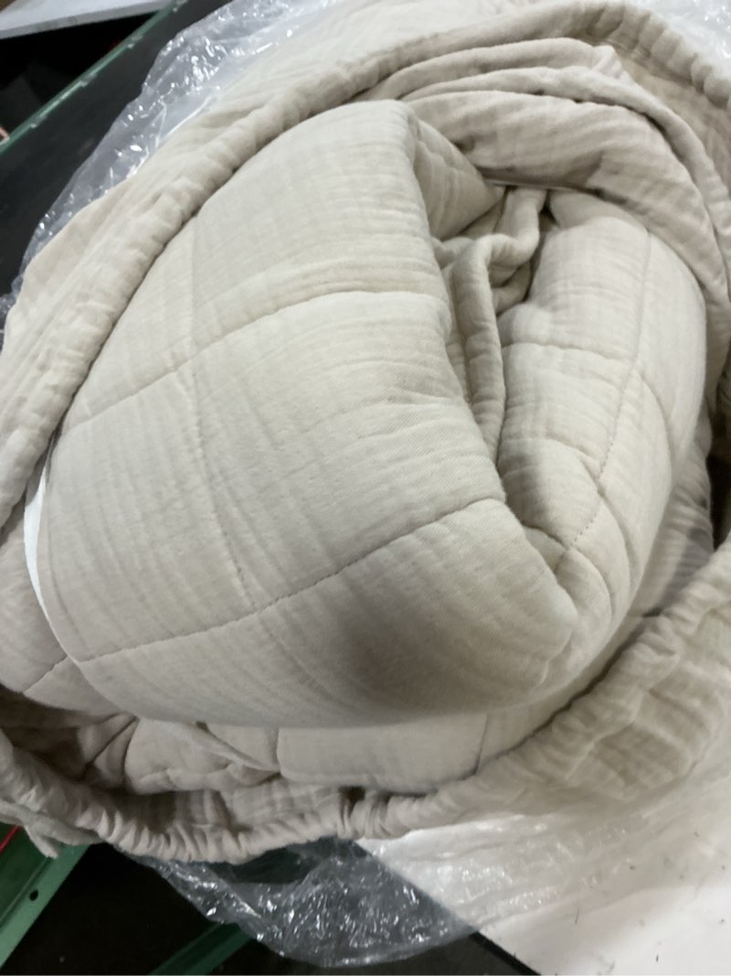 Condition photo showing Good Condition for quince airy gauze box quilt queen / fig grey 