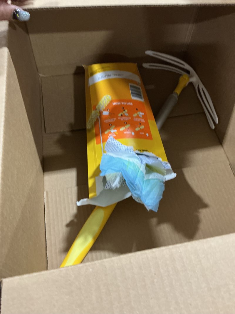 Condition photo showing Good Condition for swiffer duster kit with 6 ft super extendable handle, heavy duty starter kit with 8 refills
