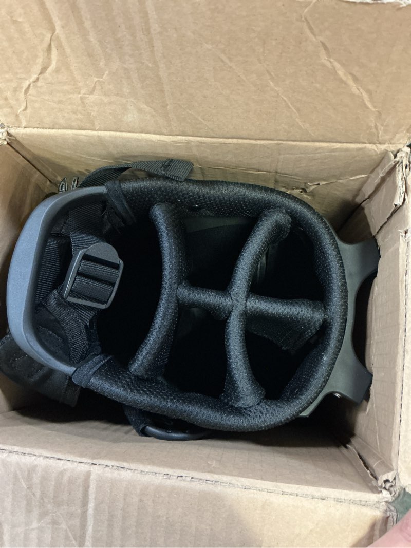 Condition photo showing Good Condition for kvv junior golf bag, lightweight golf stand bag for young players for ages 4-6,6-8,9-12, 12 and up black ages 12 and up
