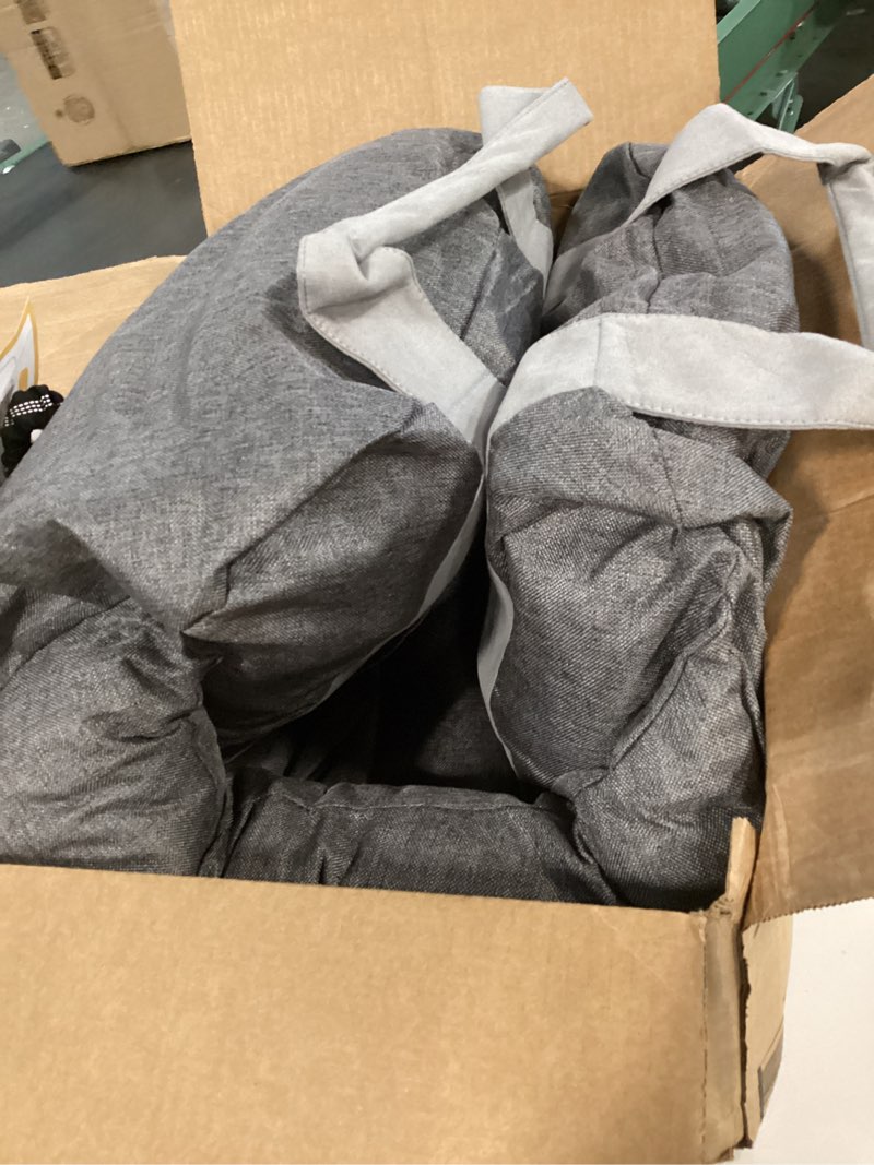 Condition photo showing Good Condition for Car Seat for Small & Medium-Sized Dogs & Cats Up to 25 lbs – Cushy, Roomy, Washable, Carrier Seat with Headrest Harness, Seatbelt Anchor, Safety Leash, Storage Pockets & Thick Cushion Grey Medium