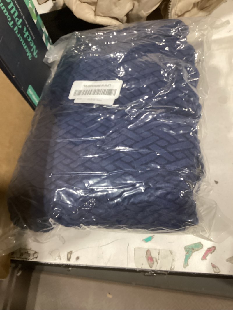 Condition photo showing New/Like New for fuangui bar stool covers set of 4, stretch removable bar stool seat covers with backs slipcovers, bar chair covers square for kitchen dining room cafe t-jacquard-navy 4