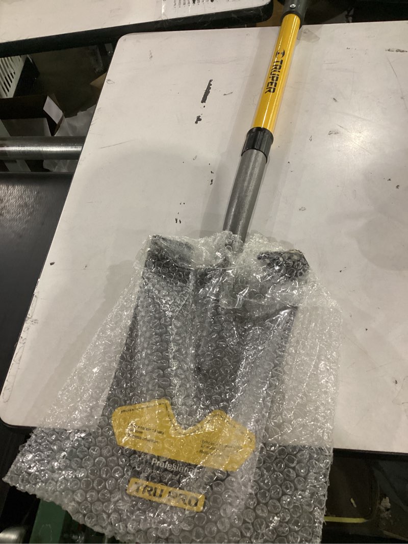 Condition photo showing Good Condition for truper pes-f d-handle and long handle garden spades. fiberglass 40 1/2" (103cm)