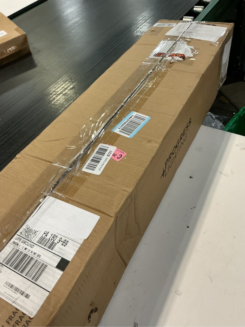 https://lotting-media.assets.bidfta.com/lotting_51723533-7047-448e-9dc5-be0ebd65a1f2