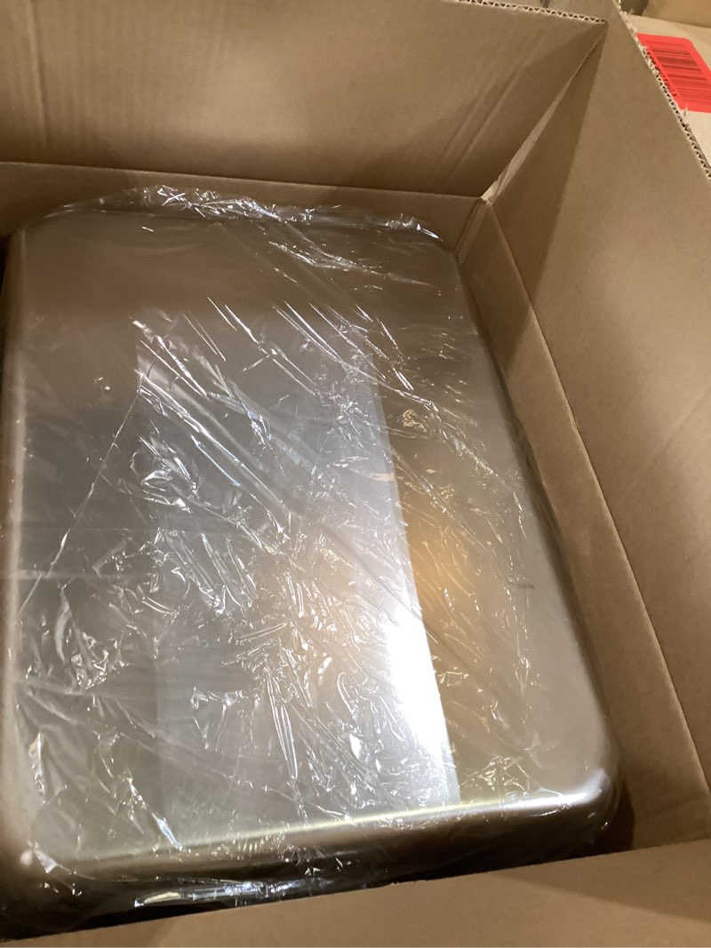 Condition photo showing New/Like New for stainless steel cat litter box, metal litter box with scoop, high- sided, anti-leakage top entry, non-sticky, easy to clean, grey, m (1 pack) m (1 pack) grey