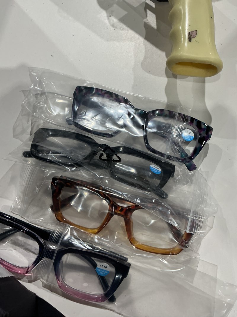 Condition photo showing Good Condition for dxyxyo blue light blocking reading glasses for women oversized computer readers retro fashion square