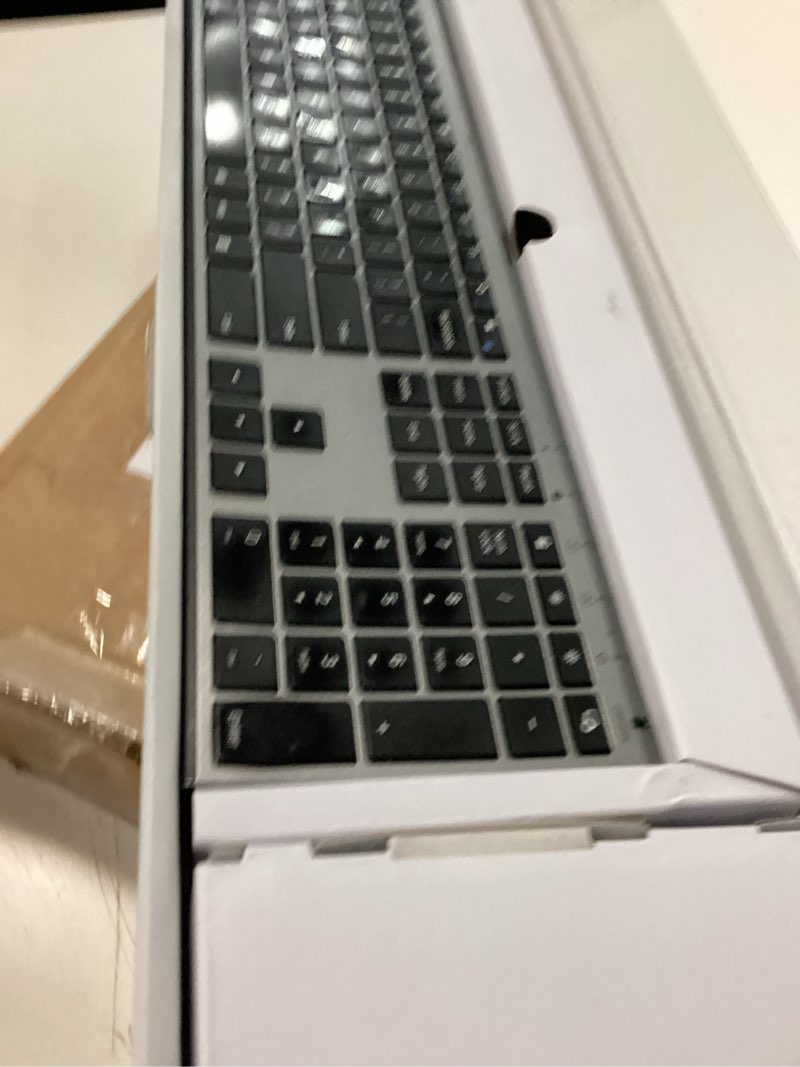 Condition photo showing Good Condition for dell premier multi-device wireless keyboard and mouse km7321w