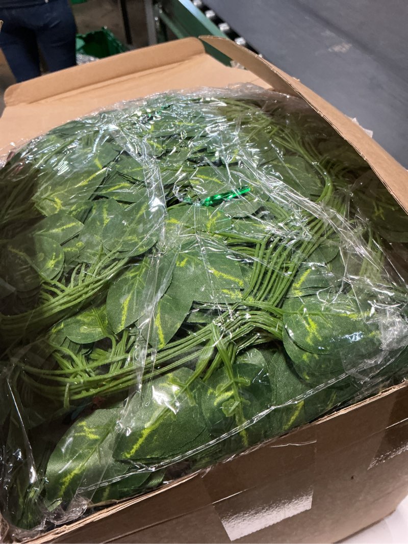 Condition photo showing Good Condition for 300 pcs 2166ft fake vines bulk artificial ivy garland greenery hanging vines plants green leaves for bedroom wedding garden home wall jungle themed party decorations 300 2166ft