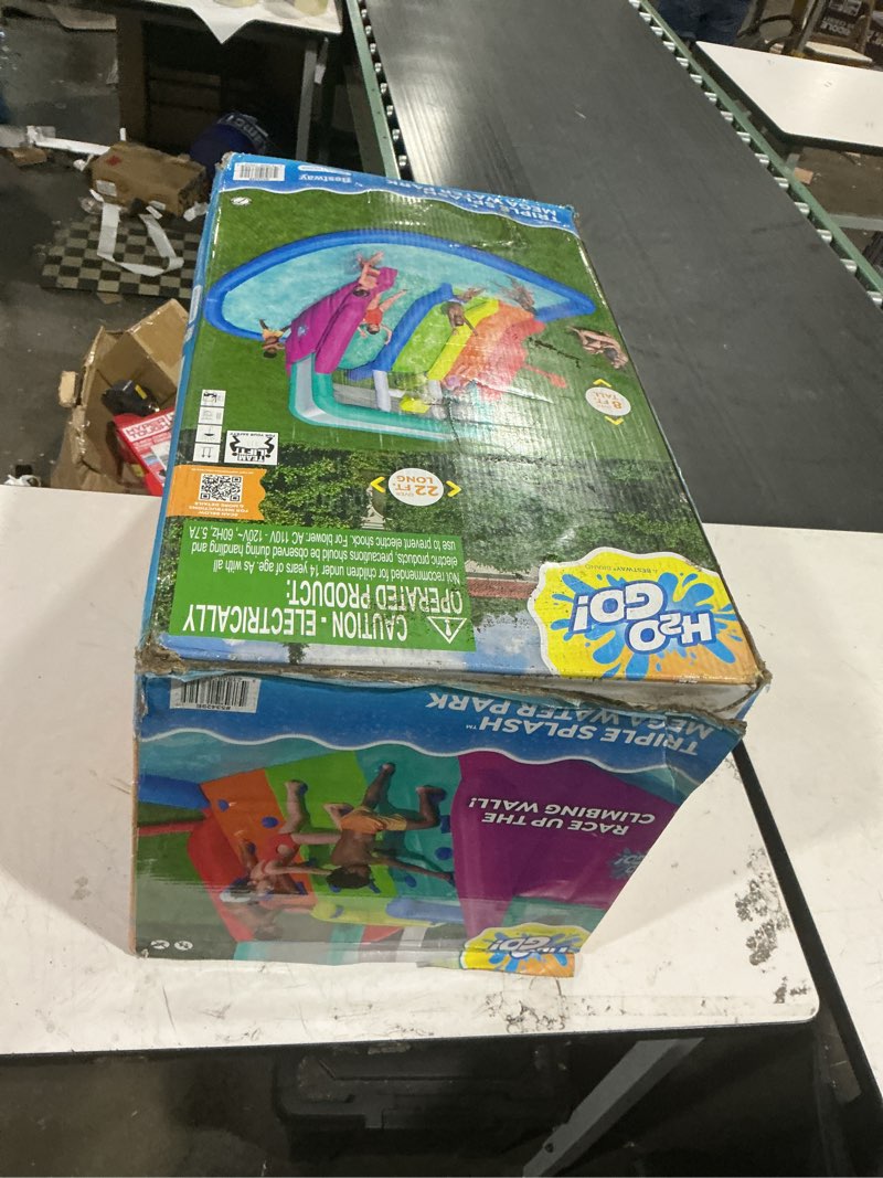 Condition photo showing New/Like New for h2ogo! triple splash 8'9" inflatable water park