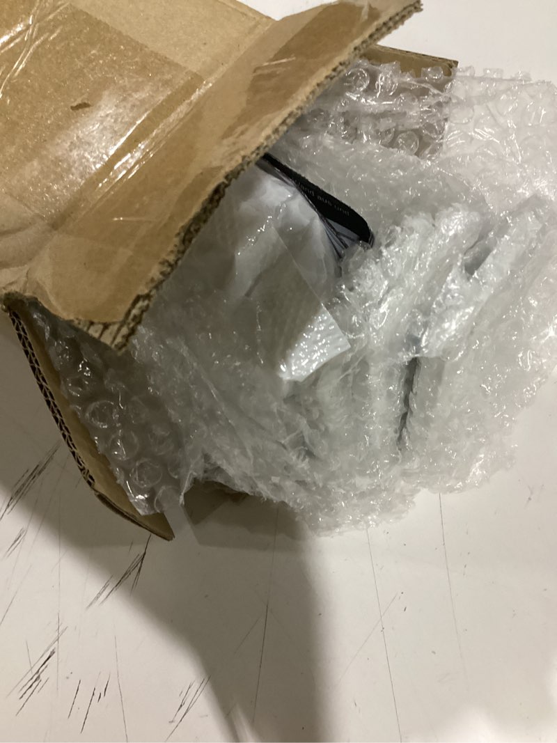 Condition photo showing Good Condition for Goovilla Shelf Bracket, Heavy Duty Floating Shelf Brackets 6 inch Long, 6 Pack Brackets for Shelves, White Coated Metal Wall Shelf Support Brackets with 1/5 Inch Thick and 160 lb. Load Capacity 6 Inch White 6Pack