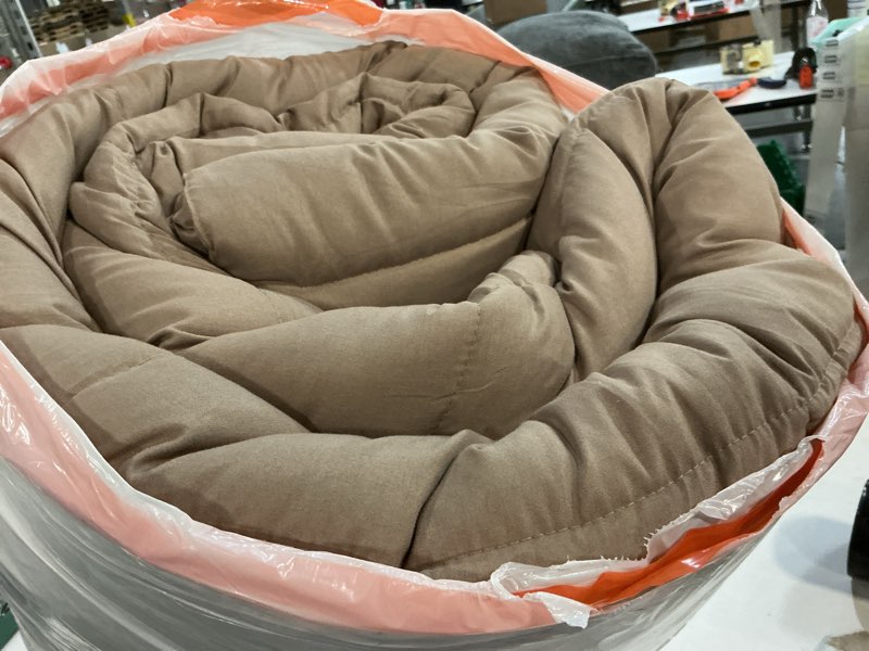 Condition photo showing Good Condition for HYLEORY All Season King Size Bed Comforter - Cooling Down Alternative Quilted Duvet Insert with Corner Tabs - Winter Warm - Machine Washable - Taupe King?90*102? Taupe