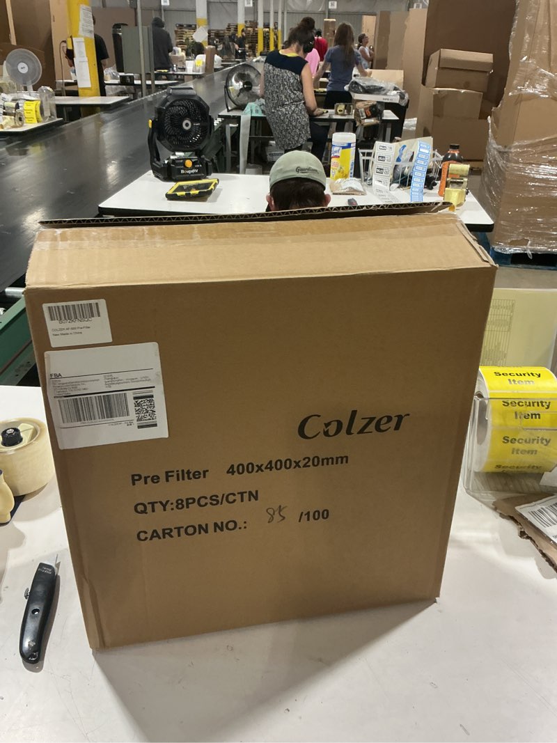 Condition photo showing Good Condition for 500 pre-filter (8pc package) 400x400x20mm