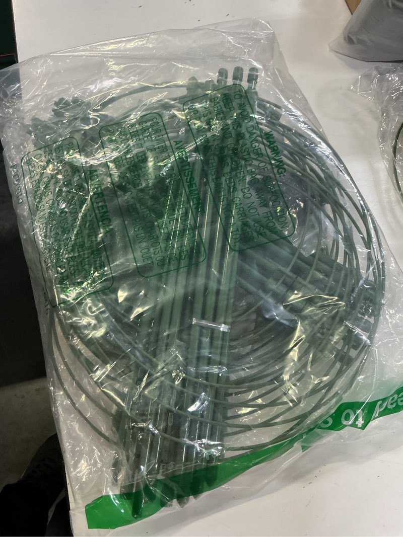 Condition photo showing New/Like New for legigo 6 pack 24 inch plant support cages tomato cage for garden- plant cages adjustable rings, tomato plant support stakes trellis for pots, peppers, cucumbers and flowers with 10 plant clips 24 inches 6 pack