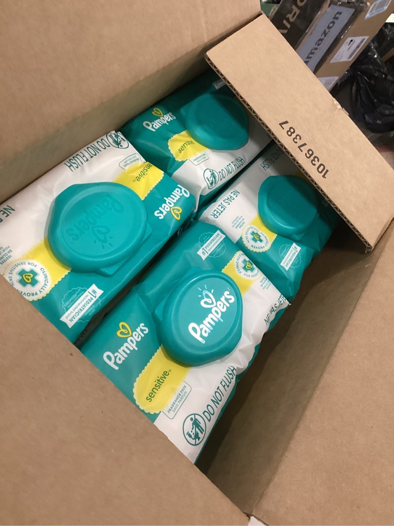 Condition photo showing New/Like New for Pampers Sensitive Baby Wipes, Water Based, Hypoallergenic and Unscented, 8 Flip-Top Packs, 4 Refill Packs (1008 Wipes Total) 84 Count (Pack of 12)