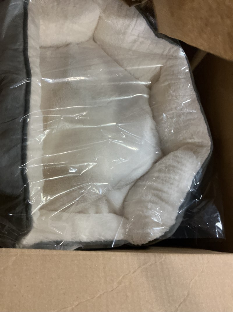 Condition photo showing New/Like New for Heated Cat Bed Indoor for Cats & Small Dogs - Winter Warm Plush Round Pets Heating Bed, Ultra-Soft Velvet & Cotton Thermal Heated Dogs Bed for Cold Weather, Overheat Protection for Pets (20x20 Inch)