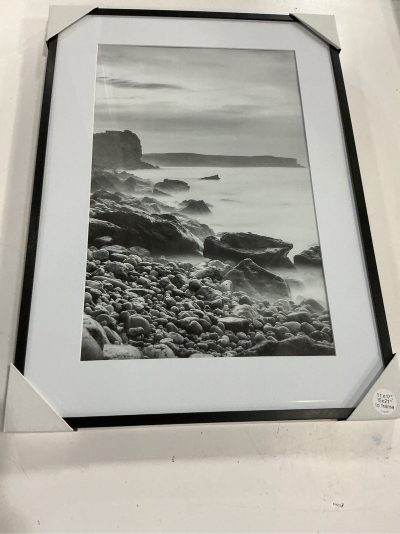 Condition photo showing Good Condition for 15.4"x21.4" matted to 11" x 17" thin gallery matted wall frame black - threshold™: modern aluminum wall display