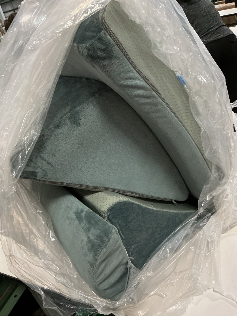 Condition photo showing Good Condition for Lunix LX5 4pcs Orthopedic Bed Wedge Pillow Set with Washable Cover, After Surgery Memory Foam Support, Oeko-TEX Certified, Comfort for Sleep and Recovery, with Hot/Cold Pack & Vacuum Bags, Stone green