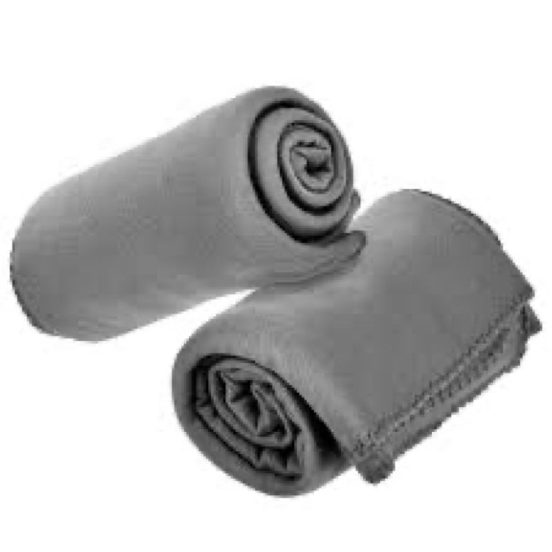 3 Pcs Soft Fleece Blankets Bulk Cozy Fleece Throw Blankets 50 x 60 Inches Warm Lightweight for Home Office Wedding Gifts Outdoor Camping Travel Homeless (Gray)