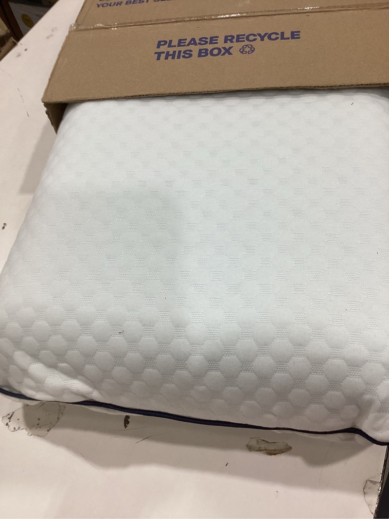 Condition photo showing As Is for sealy dreamlife standard size memory foam cooling pillow with sealychill cooling gel, removable machine-washable cover, made in the usa