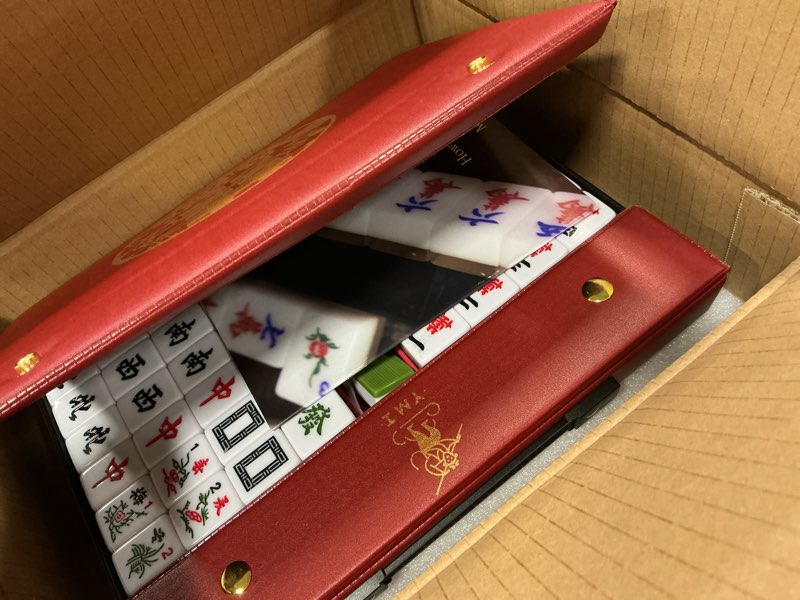 Condition photo showing Good Condition for Yellow Mountain Imports Chinese Mahjong Set – Rouge Heritage – 146 Medium Tiles, Professional Set for Chinese-Style Play [???? ????] Green