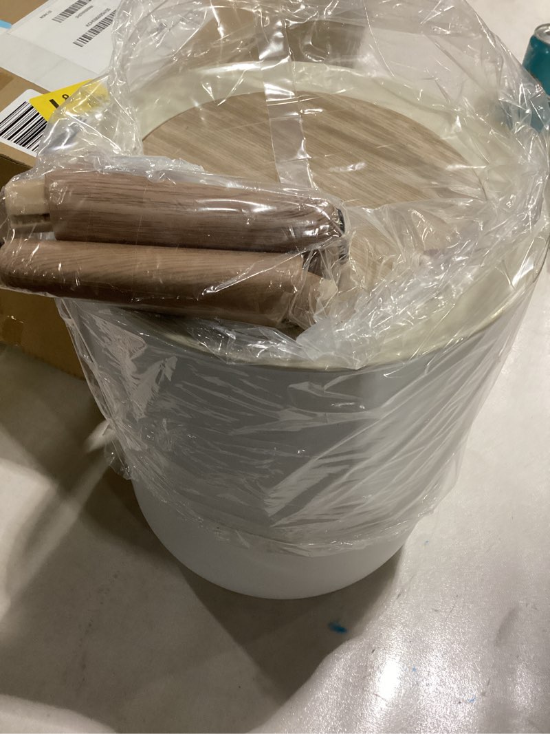 Condition photo showing Good Condition for trash can?7liter/1.8 gallon garbage can with press top lid?nordic modern waste basket?plastic trash bin suitable for kitchen, bathroom, bedroom, living room, office, outdoor?dog proof trash can…… 1.8 gallon round