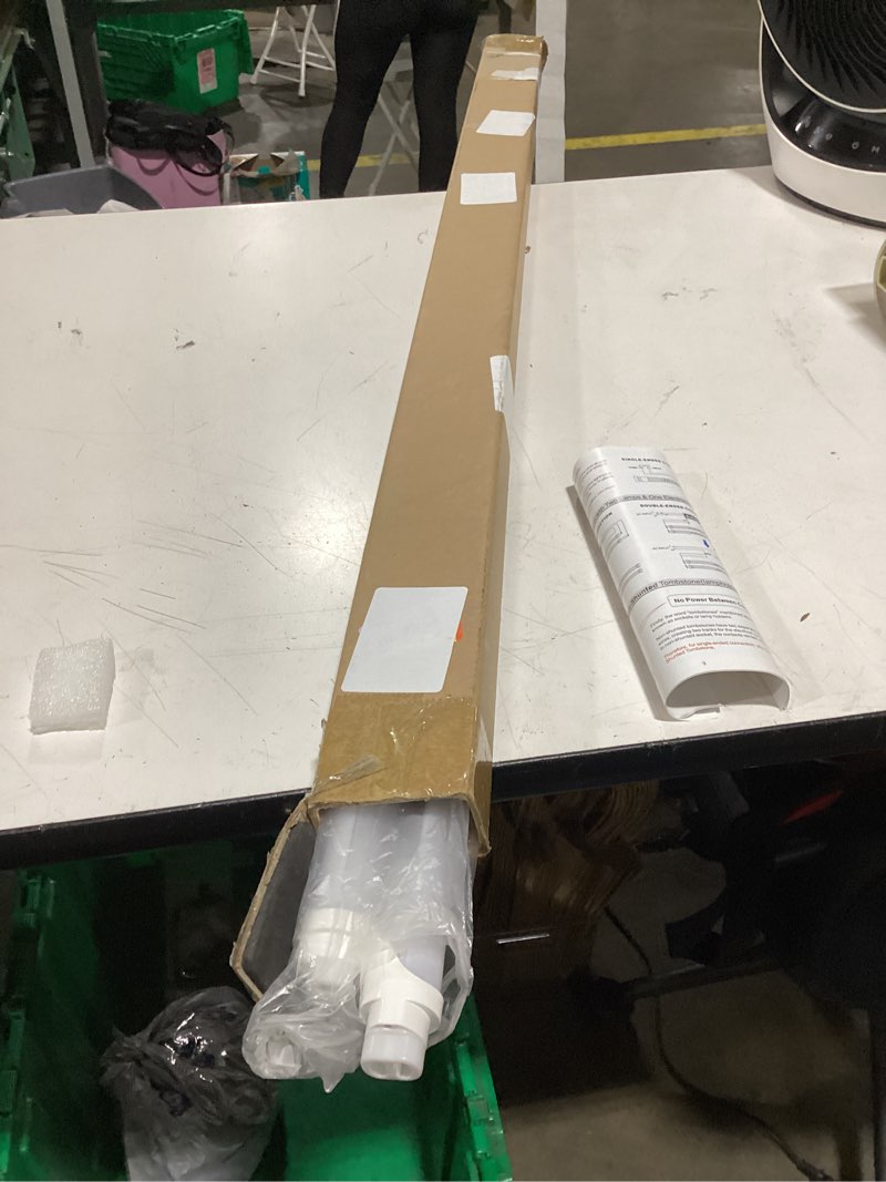 Condition photo showing New/Like New for fluorescent light bulbs replacement 4ft, t8 led bulbs 4 foot type a+b, 24w (65w equivalent) 3200lm, 5000k daylight, 48 inch tube, f32t8 or f40t12 led replacement, non-dimmable, 2-pack 5000k 2