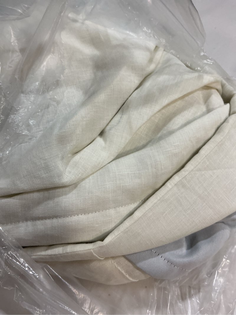 Condition photo showing Good Condition for quince european linen room darkening curtain - single panel, 48x96, ivory
