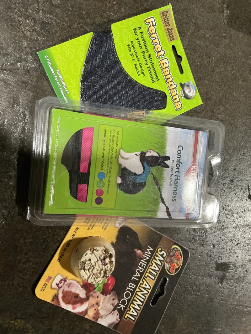 Condition photo showing New/Like New for Small Animal Items 