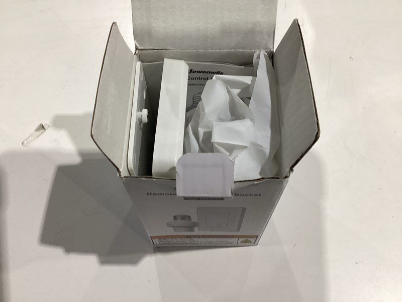 Condition photo showing New/Like New for DEWENWILS Remote Control Light Bulb Socket, Wireless Light Switch for Pull Chain Light Fixture, Remote Light Socket E26 E27 Bulb Base with Wall Mounted Wireless Controller, No Wiring, ETL Listed 1 wall switch + 1 socket