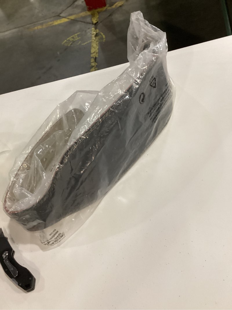 Condition photo showing New/Like New for harbinger padded leather contoured weightlifting belt with suede lining and steel roller buckle  6-inch  medium