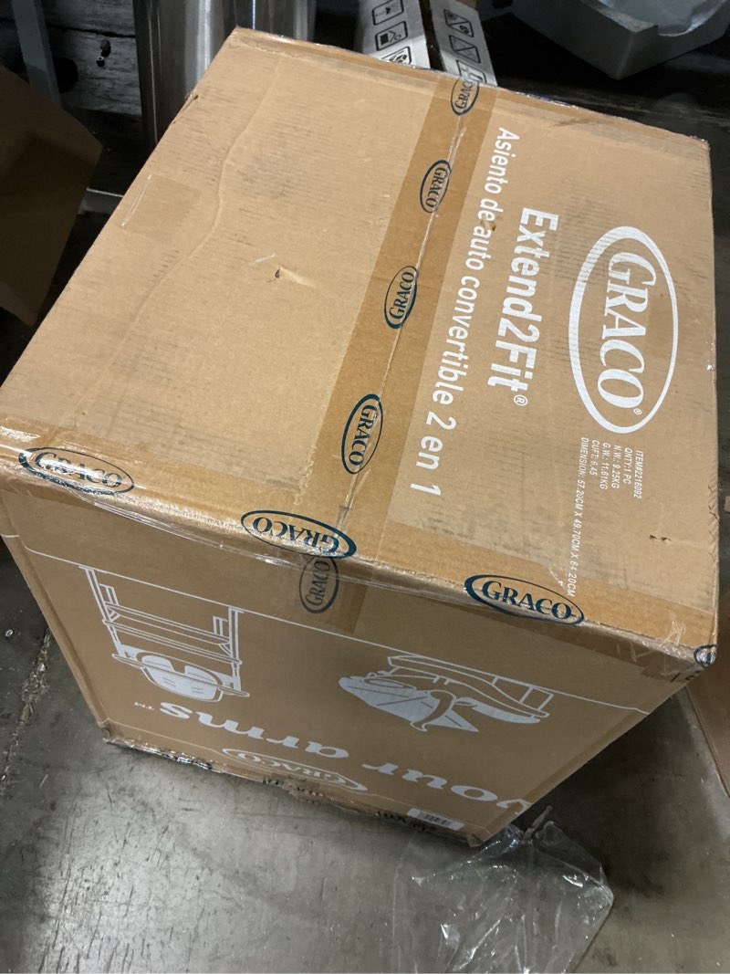 Condition photo showing Good Condition for Graco Extend2Fit Convertible Baby Car Seat, Rear and Forward Facing, Adjustable Extension Panel for Extra Legroom, Gotham 2-in-1 Gotham 2.0