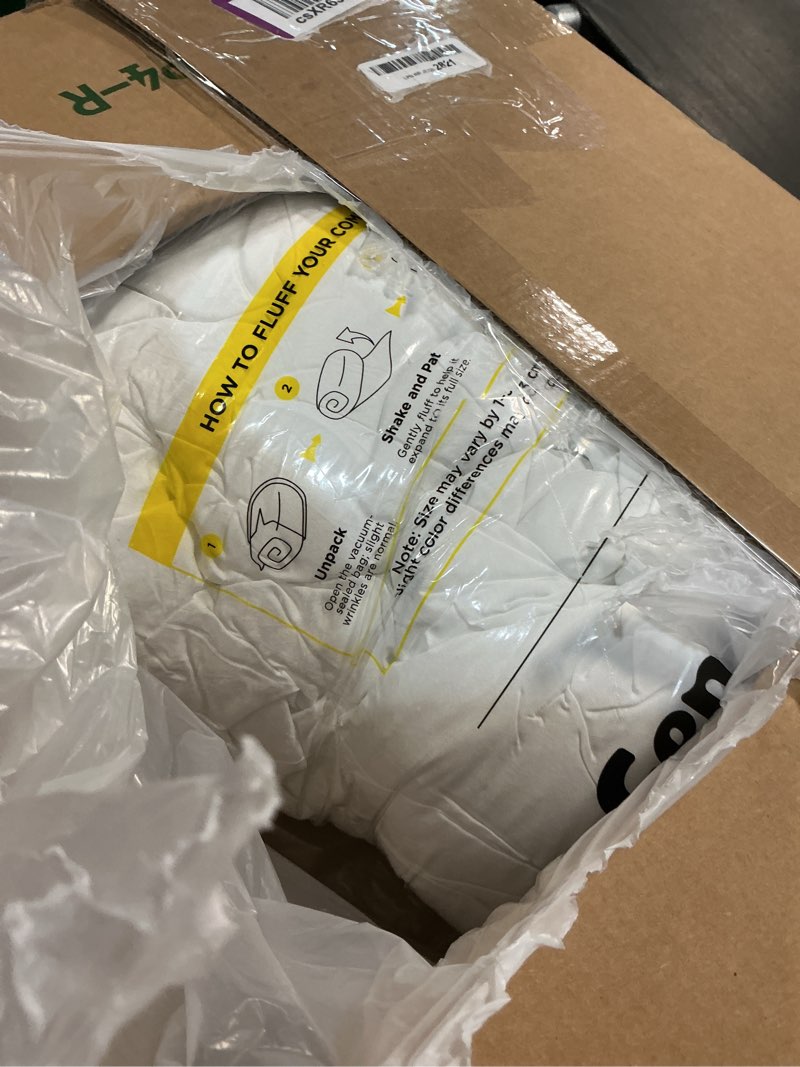 Condition photo showing As Is for bedsure queen comforter set, white soft prewashed bedding for all seasons, 3 pieces gentlesoft™ bed set, 1 lightweight comforter (90"x90") and 2 pillowcases (20"x26") queen(90"x90") 02 - white