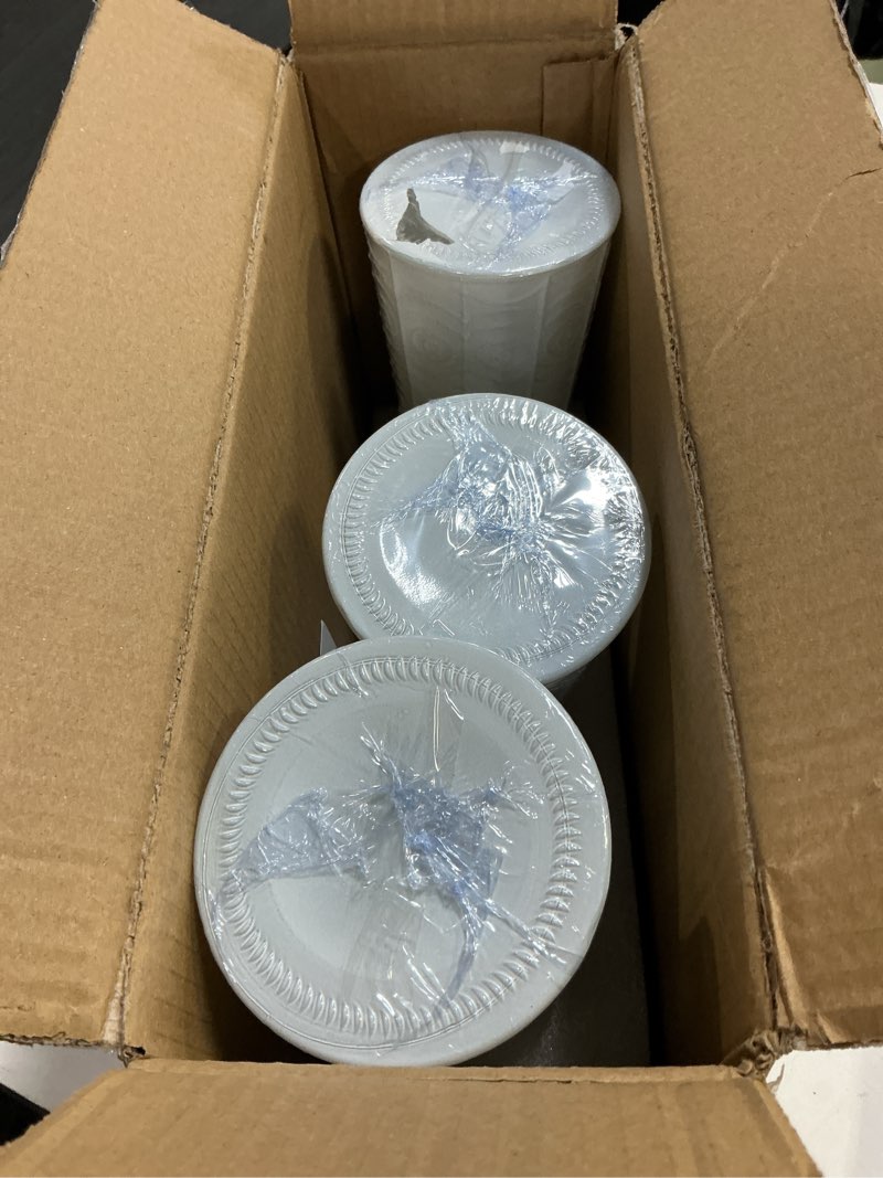 Condition photo showing Good Condition for seraphic citronella table top torches for outdoor patio, 16oz decorative glass torch citronella candles for outside deck, garden, parties, set of 3, white
