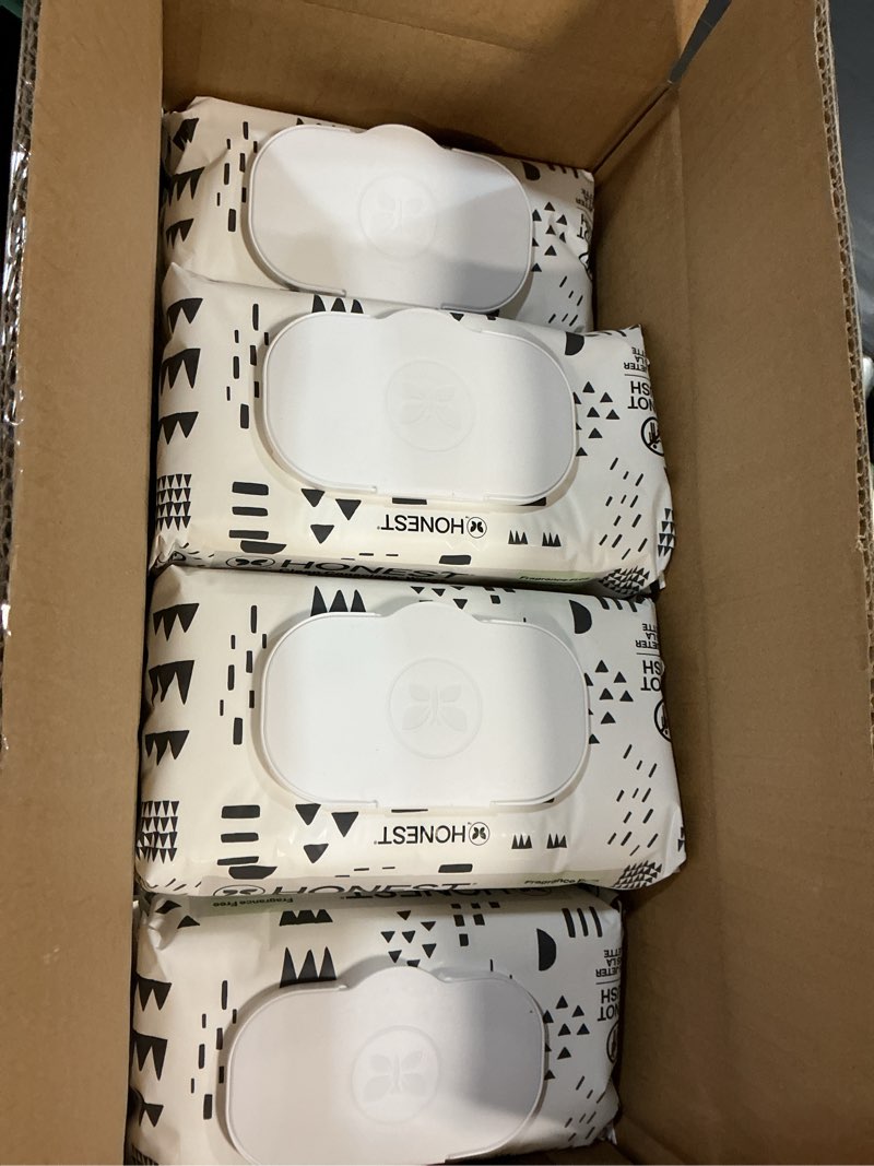 Condition photo showing New/Like New for the honest company baby wipes for sensitive skin, hypoallergenic, fragrance-free, multi-use, pattern play design, 720 count (10 packs of 72) pattern play 72 count (pack of 10)