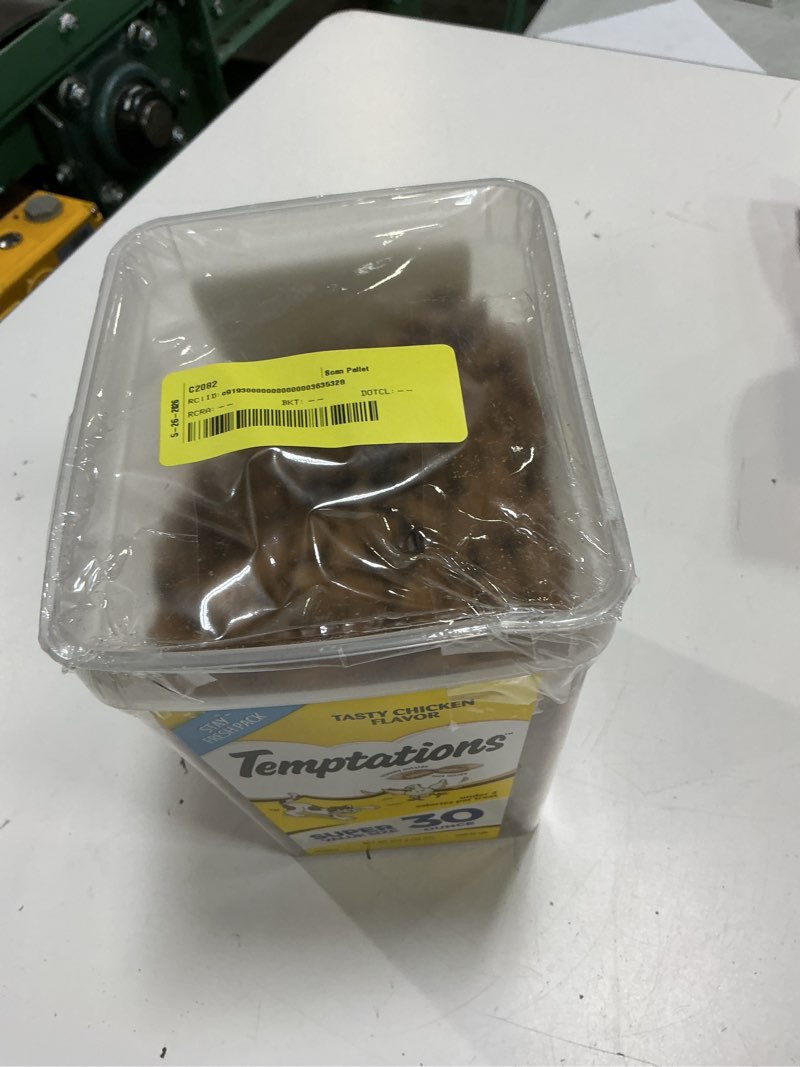 Condition photo showing Good Condition for (best by 10/05/27) temptations tasty chicken crunchy cat treats - 30oz