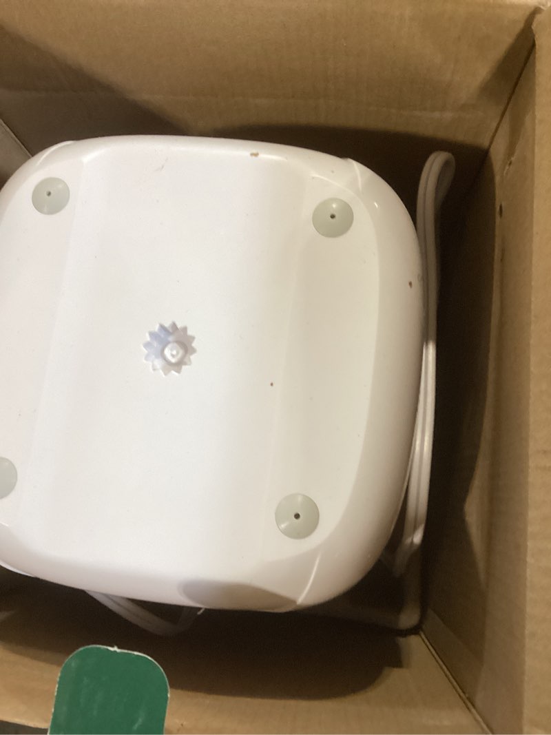 Condition photo showing Good Condition for Cuisinart 1 Pint Wonder Ice Cream Maker Vanilla