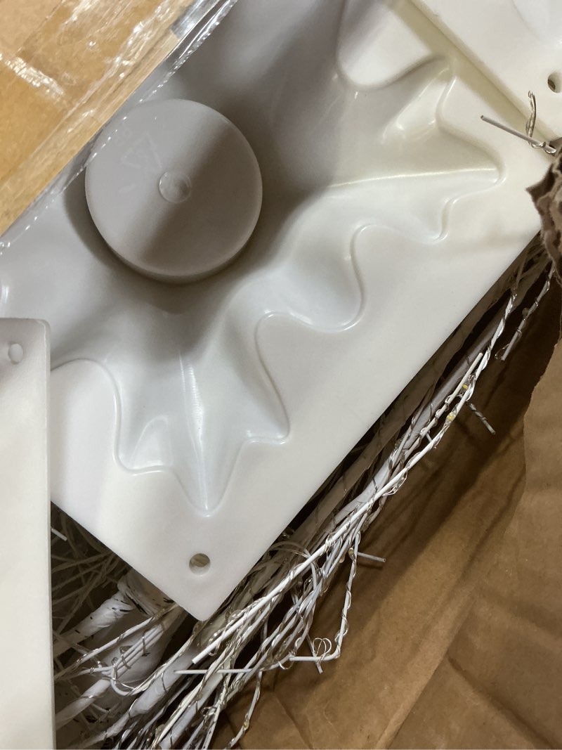 Condition photo showing As Is for 5 Pcs 4ft 6ft 8ft Lighted Birch Tree 8 Modes Christmas Artificial LED Warm White Lights Birch Tree for Indoor and Outdoor Home Decor Thanksgiving Holiday Decoration 5 4ft 6ft 8ft