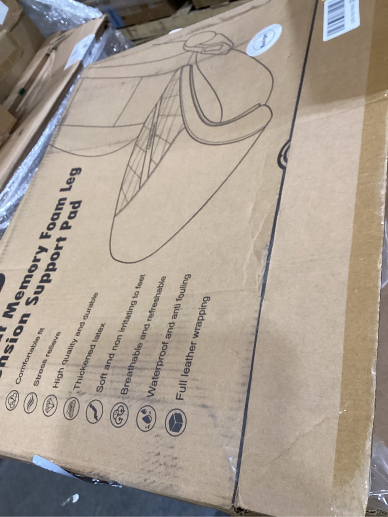 Condition photo showing New/Like New for car seat memory foam leg