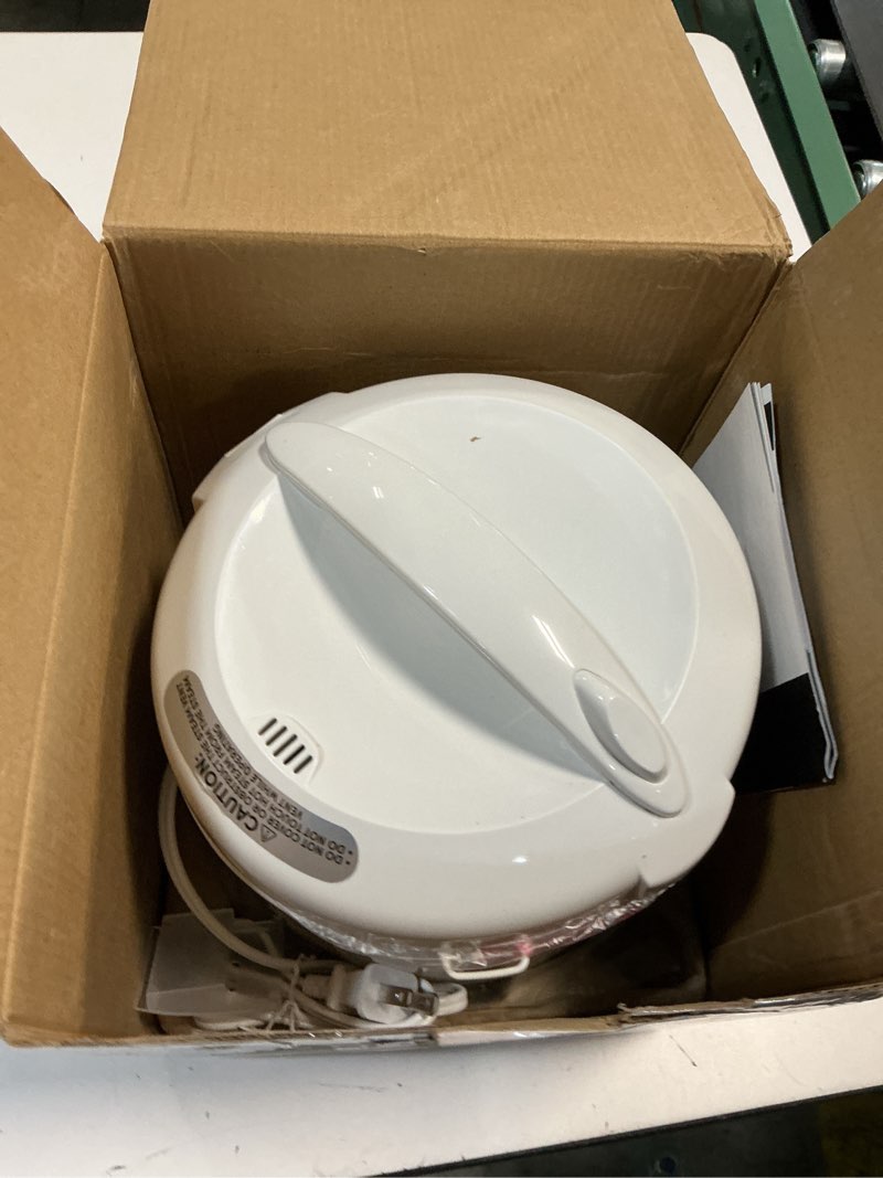 Condition photo showing As Is for Aroma® 8-Cup (Cooked) / 2Qt. Digital Rice & Grain Multicooker  White  New  ARC-914S