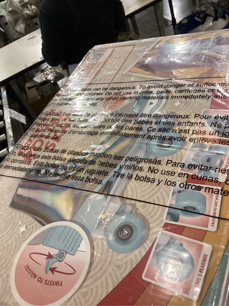 GEM QUAD ROLLER SKATES - Holographic Blue, Size 3-6