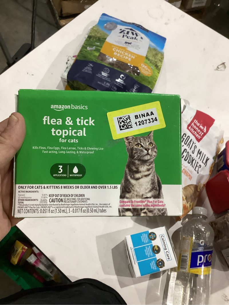 Condition photo showing New/Like New for Amazon Basics Flea and Tick Topical Treatment for Cats (Over 1.5 lbs), Fast Acting and Long Lasting, 3 Count, Packaging May Vary