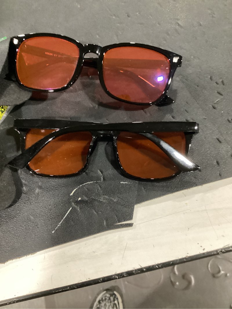 Condition photo showing Good Condition for livho 2pk blue light blocking glasses powerful screen filter