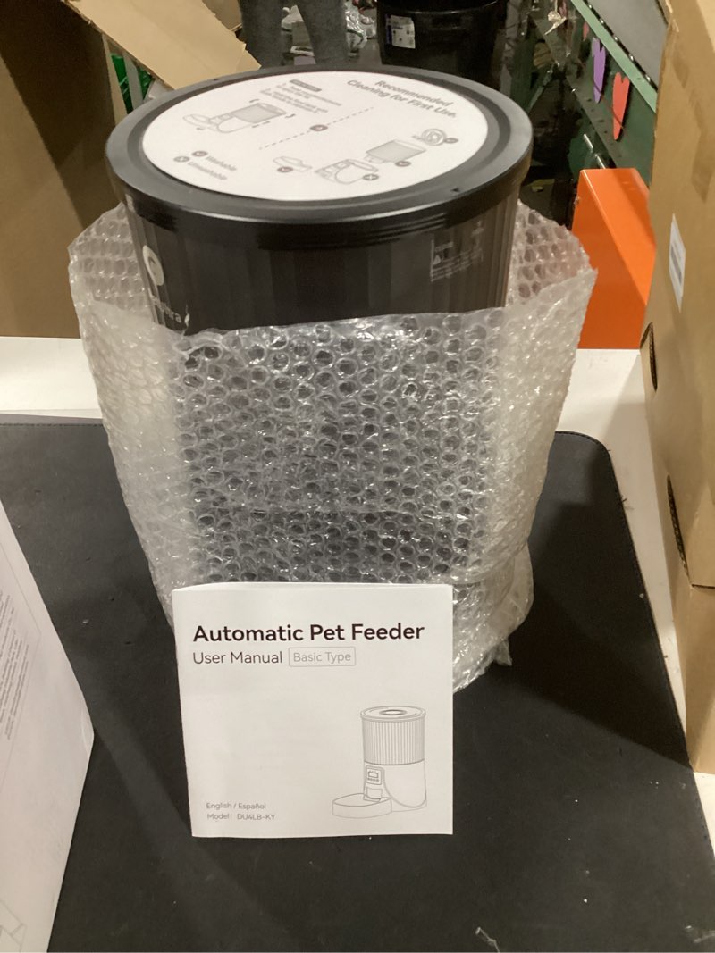 Condition photo showing Good Condition for petultra automatic cat feeder: 4l timed cats food dispenser programmable 1-6 meal for cat and small medium dog- auto pet feeder easy to set up dual power supply with desiccant bag| detachable washable black+stainless steel