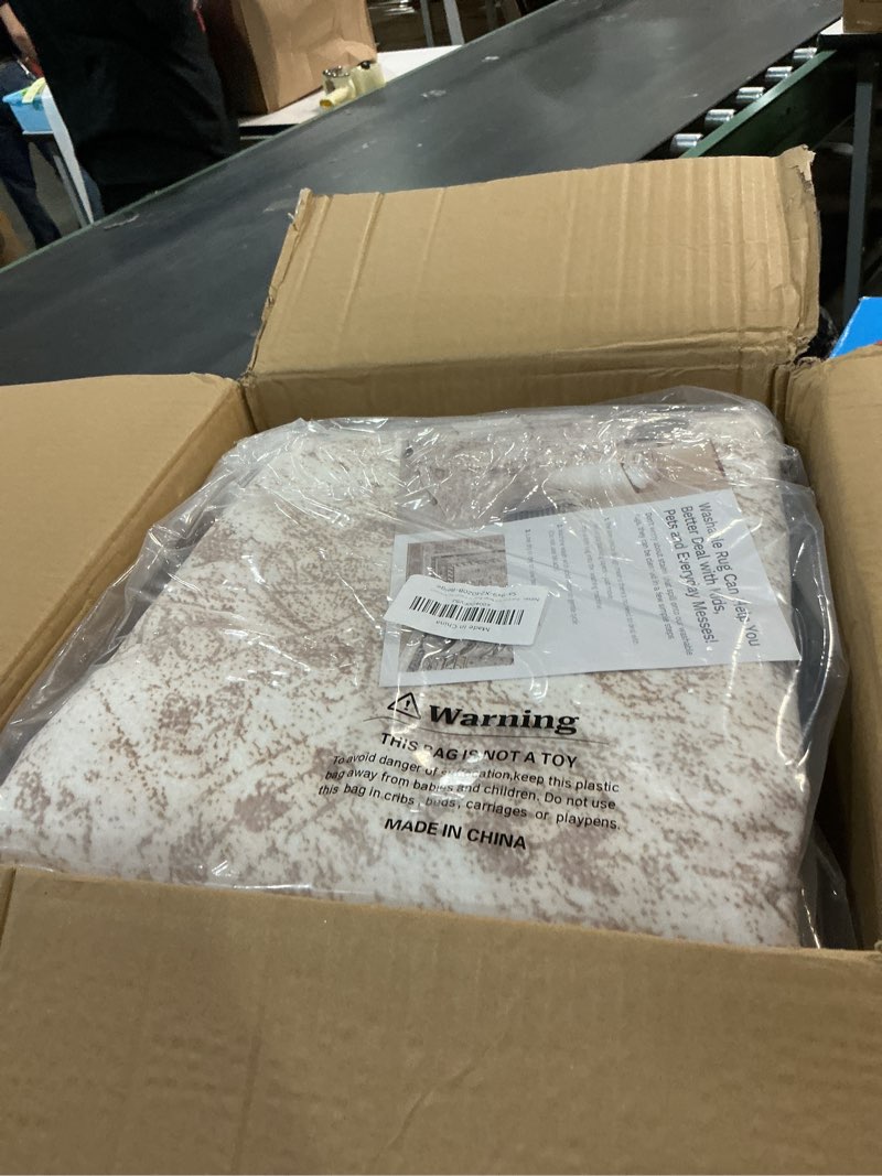 Condition photo showing Good Condition for 9x9 Beige Round Rug 9ft Living Room Circle Rug Vintage Round Area Rug Non Slip Indoor Carpet for Apartment Beige 9' (Round)