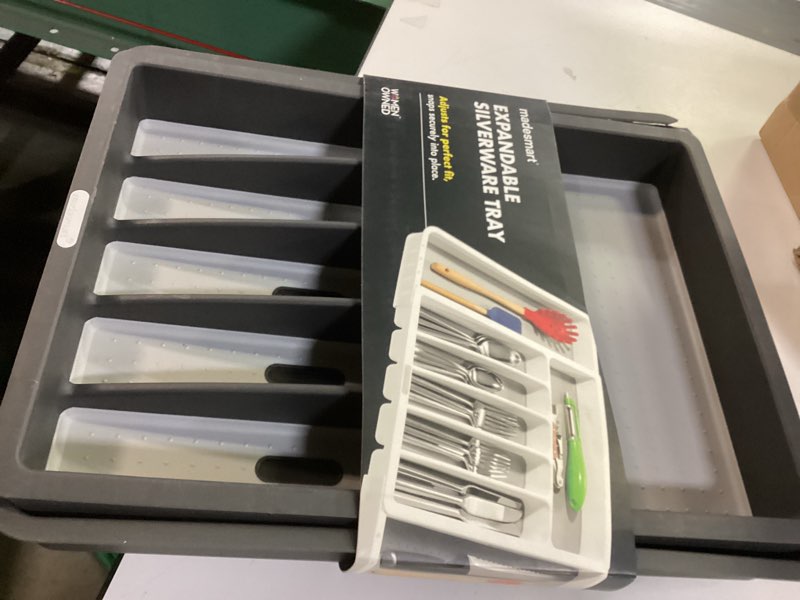 Condition photo showing New/Like New for madesmart Expandable Silverware Tray, Adjustable Utensil Organizer for Drawers, Soft-Grip Lining, Non-Slip Base, Durable and Easy to Clean, Grey Granite