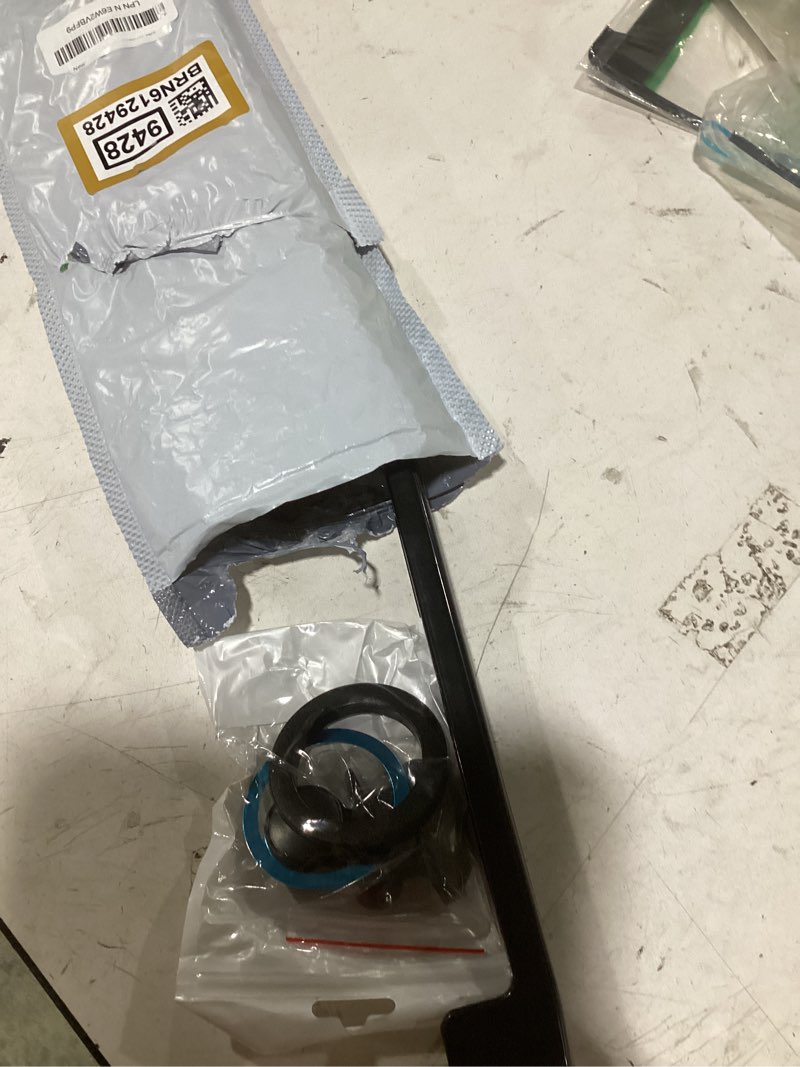 Condition photo showing Good Condition for car phone holder for toyota camry le/se 2025-2026 accessories 8-inch screen fixed clip, 360° rotation phone mount compatible with magsafe, cell phone holder that does not affect air vent for 2025-2026 camry le/se(8 inch screen only)
