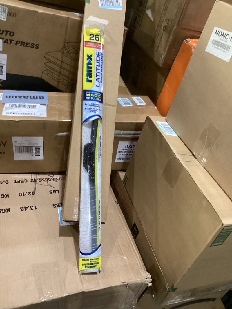 Condition photo showing New/Like New for Rain-X 5079281-2 Latitude 2-In-1 Wiper Blades, 26 Inch Windshield Wipers (Pack Of 1), Automotive Replacement Windshield Wiper Blades With Patented Rain-X Water Repellency Formula 26" Latitude