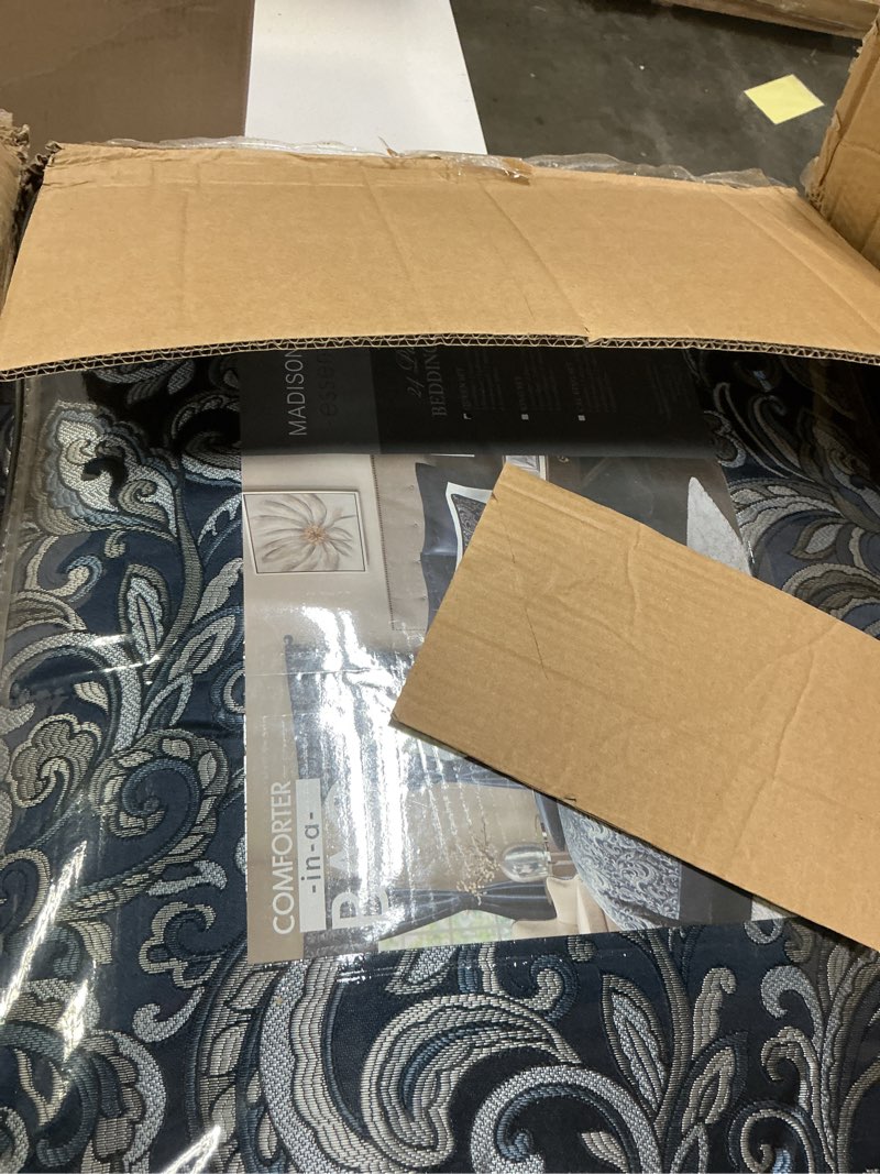 Condition photo showing Good Condition for Madison Park Essentials Brystol 24 Piece Room in a Bag Faux Silk Comforter Jacquard Paisley Design Matching Curtains Down Alternative All Season Bedding-Set, King(104 in x 92 in), Navy 24 Piece Navy Queen (90 in x 90 in) Paisley