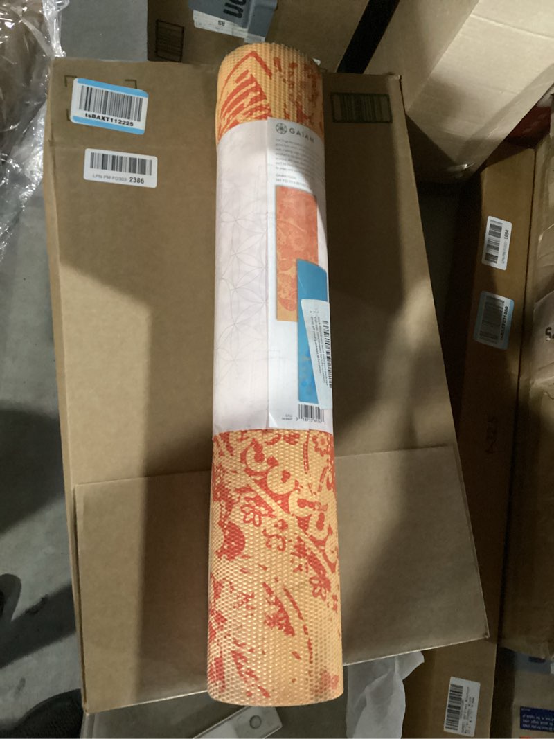 Condition photo showing Good Condition for gaiam yoga mat - premium 6mm print reversible extra thick non slip exercise & fitness mat for all types of yoga, pilates & floor workouts (68" x 24" x 6mm thick) elephant